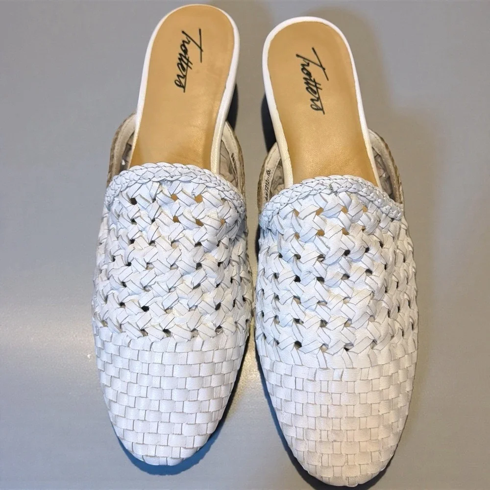 Trotters Women's White Woven Leather Mule Slides Size 9N Coastal‎ Chic Loafers
